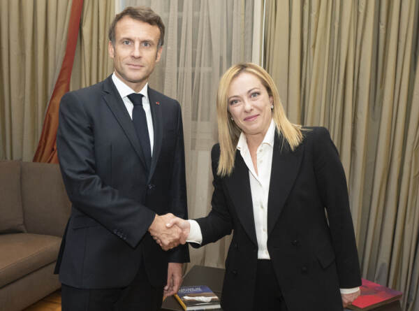 Roma, la premier Giorgia Meloni riceve il presidente francese Emmanuel Macron