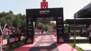 Triathlon, è internazionale il podio dell’Ironman 70.3 Sardegna