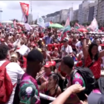 Brasile, parata dei supporter di Lula per le strade di Rio
