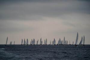 Voile: l’équipe suisse Découvertes-GeoMod remporte le championnat du monde J/70 à Monaco