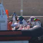 Migranti, due neonati morti su barcone al largo di Lampedusa