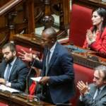 Governo, scontro Meloni-Soumahoro sull’uso del ‘tu’