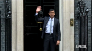 Regno Unito, Rishi Sunak al 10 di Downing Street da primo ministro