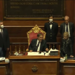 Governo, Meloni incassa la fiducia al Senato: l’annuncio