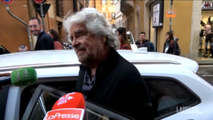 M5S, Beppe Grillo nella sede del Movimento a Roma