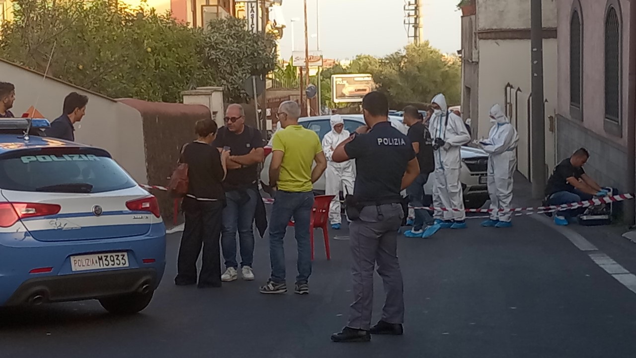 Catania, anziano uccide vicino di casa e fugge