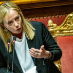 Governo, il discorso di Meloni: energia, tetto al contante, pandemia