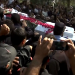 Pakistan, i funerali del giornalista ucciso “per errore” in Kenya