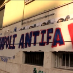 Napoli, manifesti pro marcia su Roma coperti da striscione antifascista