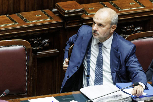 Camera dei Deputati - Dichiarazioni programmatiche del presidente del Consiglio Meloni e voto di fiducia al governo