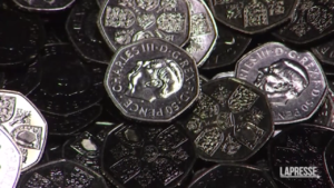 Regno Unito, le prime monete con Re Carlo III