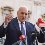 Governo, Difesa: nessun conflitto di interessi per Crosetto