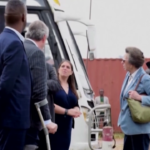 Royal family, principessa Anna visita accademia per autiste donne