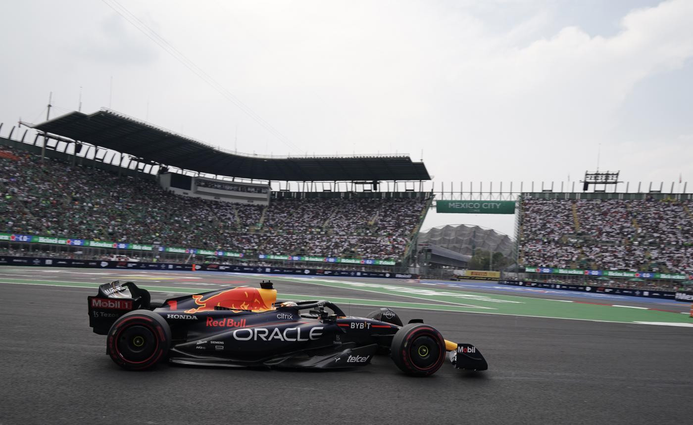 Gp Messico, vince Verstappen davanti a Hamilton e Perez Gp Messico, vince Verstappen davanti a Hamilton e Perez