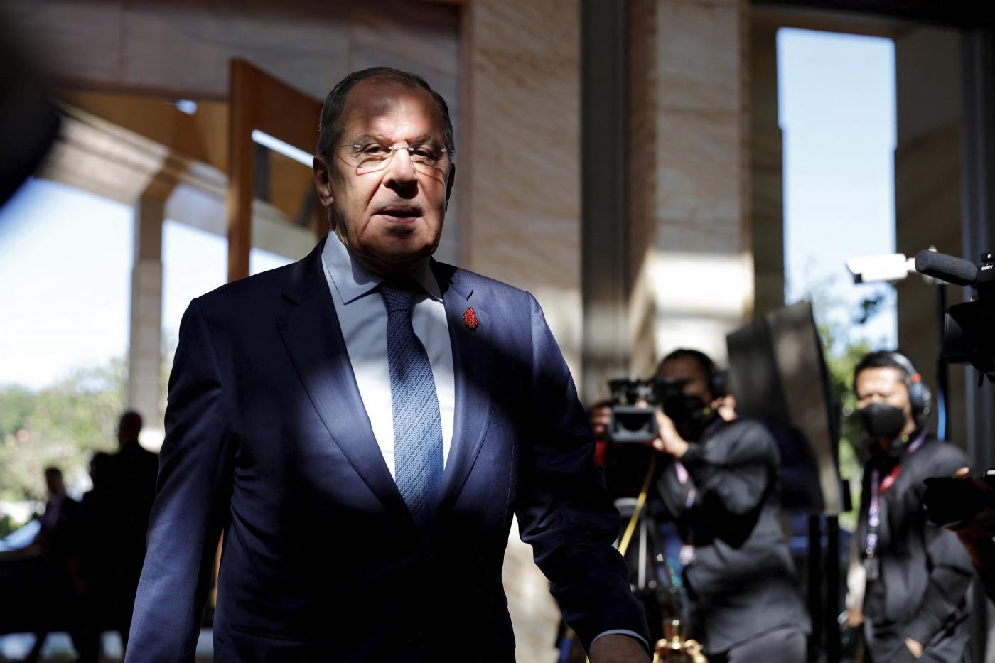 Ucraina, Lavrov: “Come crisi dei missili Cuba”