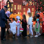 Halloween, i Biden accolgono i bambini alla Casa Bianca