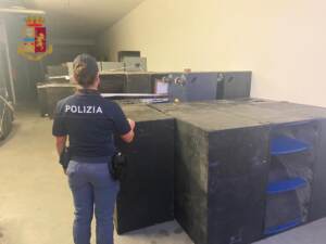 Rave Modena, 14 denunciati: sequestrato impianto da 150mila euro