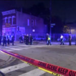 Chicago, sparatoria nella notte: 14 feriti, tre sono bimbi