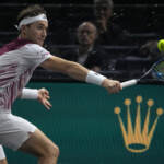 Parigi-Bercy, impresa Musetti: batte Ruud e vola ai quarti