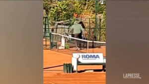 Serbia, papà coach picchia la figlia tennista