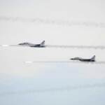 Corea del Nord, 180 jet da guerra in volo
