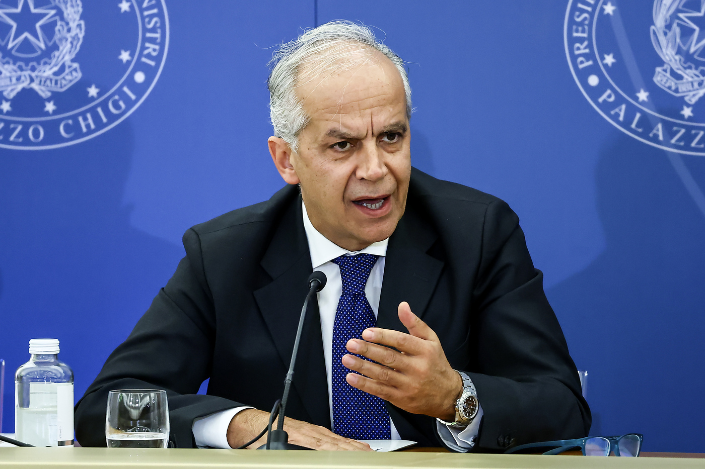 Migranti, Piantedosi: “Tragedia Crotone non c’entra con nuove regole”