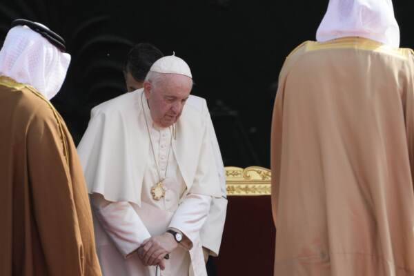 Continua il viaggio apostolico di Papa Francesco in Bahrain