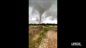Usa, tornado colpisce lo Stato del Texas