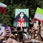 Iran, studentessa curda muore dopo percosse da polizia