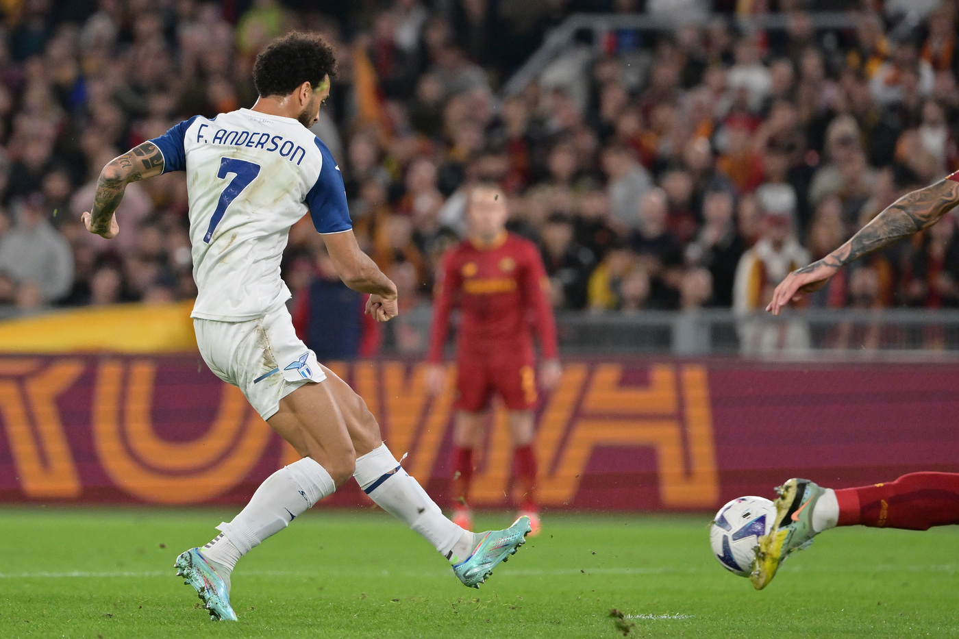 Roma-Lazio 0-1, il derby è biancoceleste