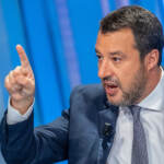 Migranti, Salvini: “Stroncare viaggi organizzati”