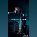 Maneskin, malore spettatore: Damiano ferma concerto