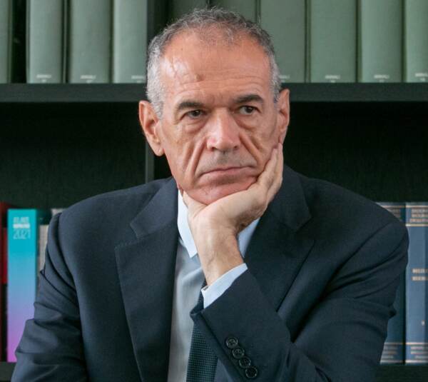 Lombardia, Cottarelli verso no a candidatura