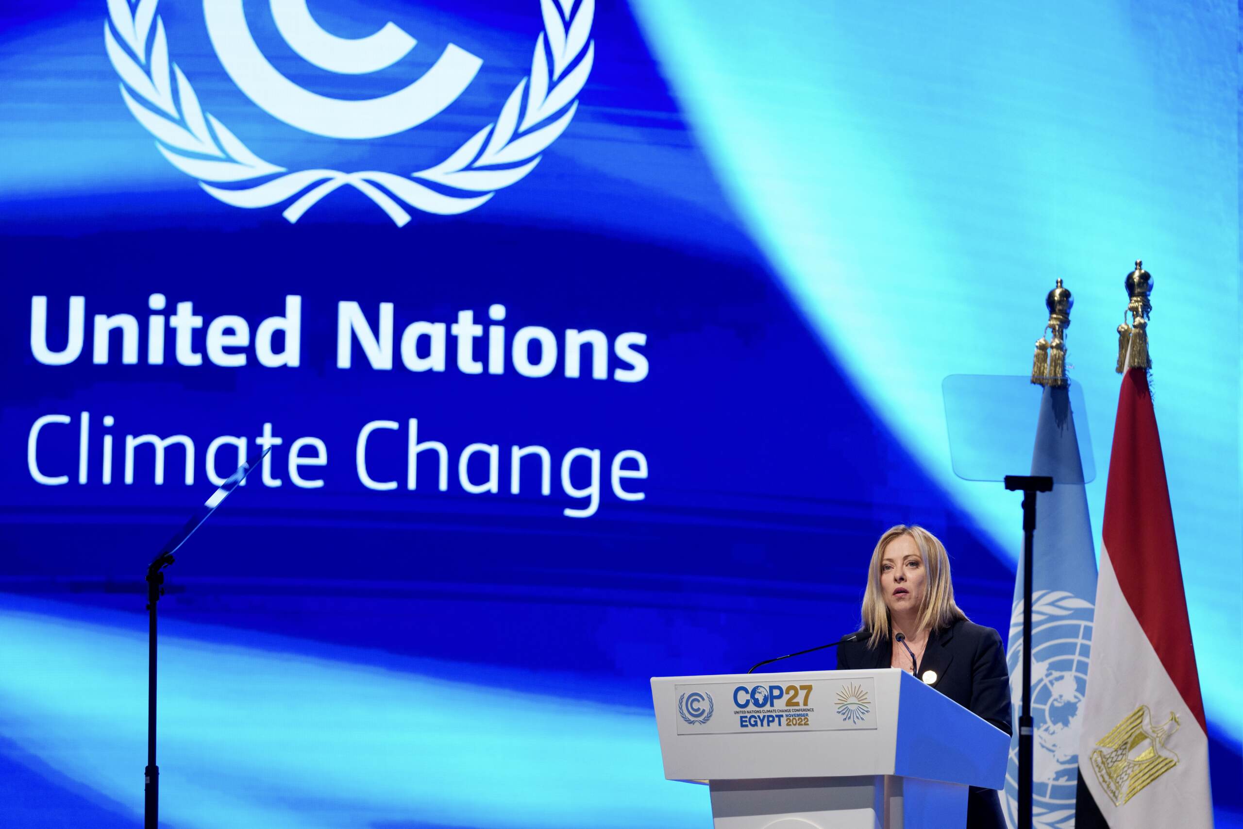 Cop27, Meloni in Egitto accolta da al- Sisi
