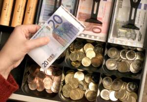 UE, Banca Centrale Europea dichiara di voler ridisegnare le banconote in Euro