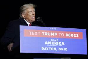 Donald Trump in Ohio per sostenere il candidato repubblicano JD Vance