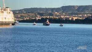 The 89 migrants aboard the Rise Above were disembarked in Reggio Calabria.