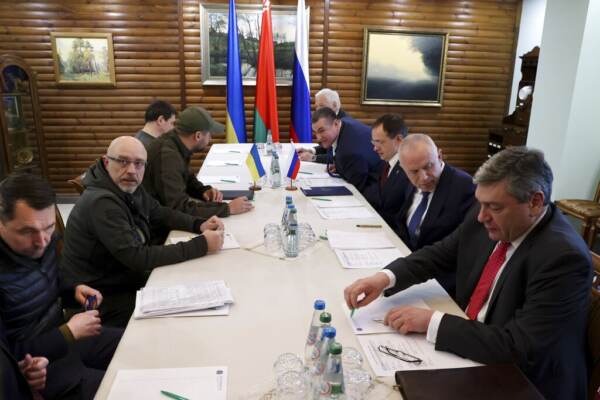 Ucraina, Russia e Usa non stanno negoziando