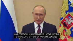 Ucraina, Putin si congratula con polizia russa