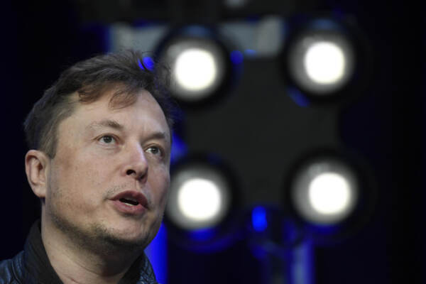 Ucraina, Musk: “Russia vincerebbe guerra di logoramento”