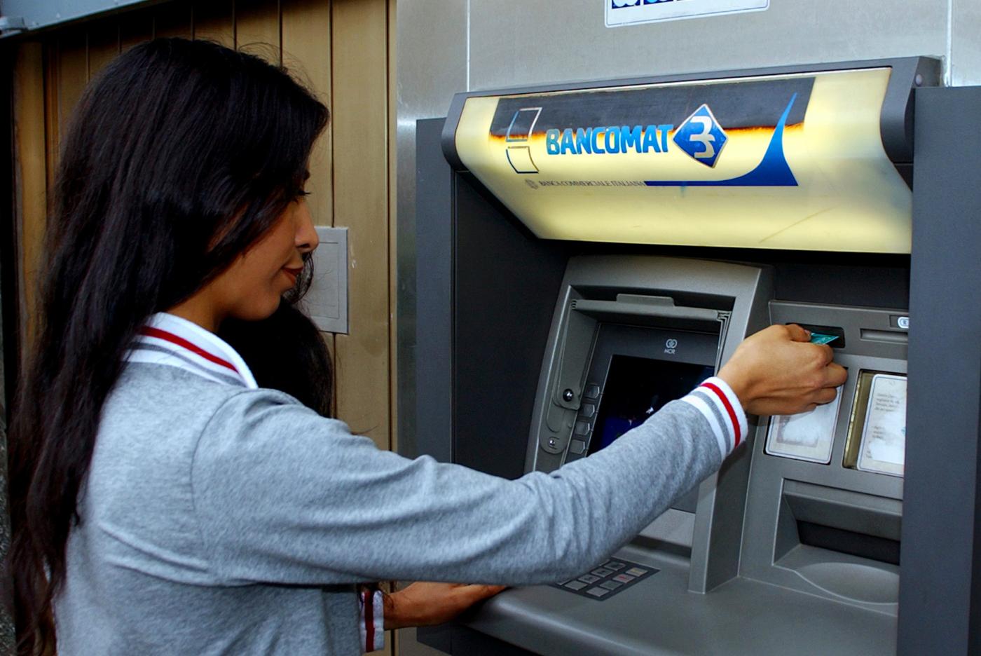 Dl Aiuti, tetto contante a 5mila euro Dl Aiuti, tetto contante a 5mila euro
