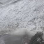 Florida, l’uragano Nicole devasta Daytona Beach