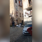 Cosenza, si lancia dal terzo piano per salvarsi da incendio