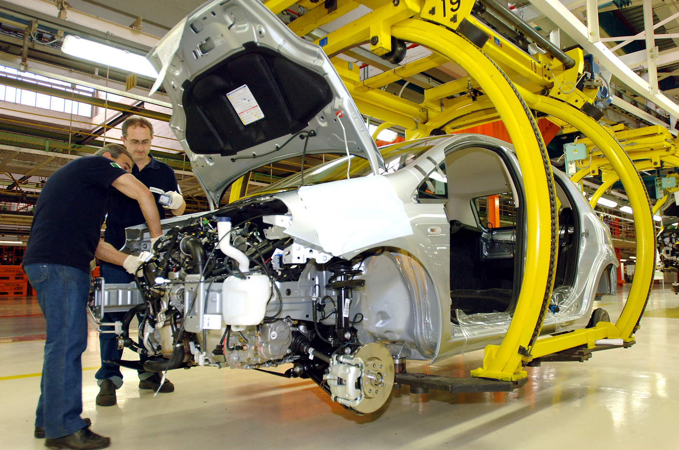 Industria, crollano prezzi produzione: -4,8% ad aprile