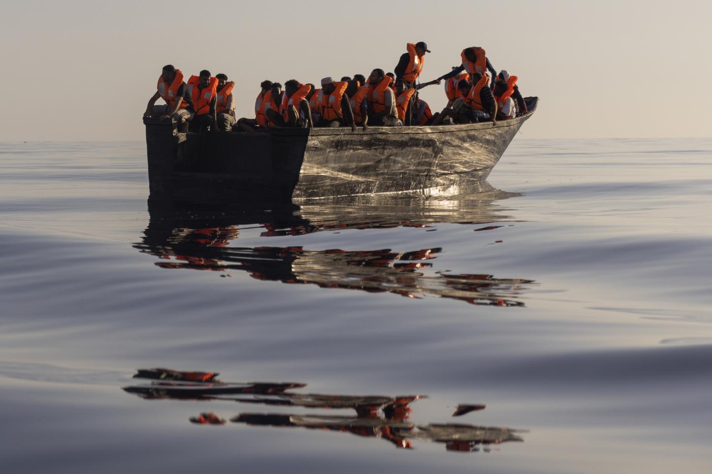 Migranti, Commissione Ue: “No Far West Ong”