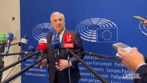 Migranti, Tajani: “No scontri, posto problema”