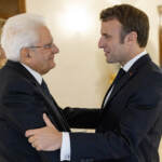 Migranti, colloquio telefonico tra Mattarella e Macron