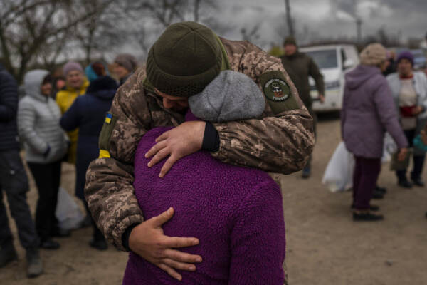 Ucraina, 400 crimini di guerra in regione Kherson