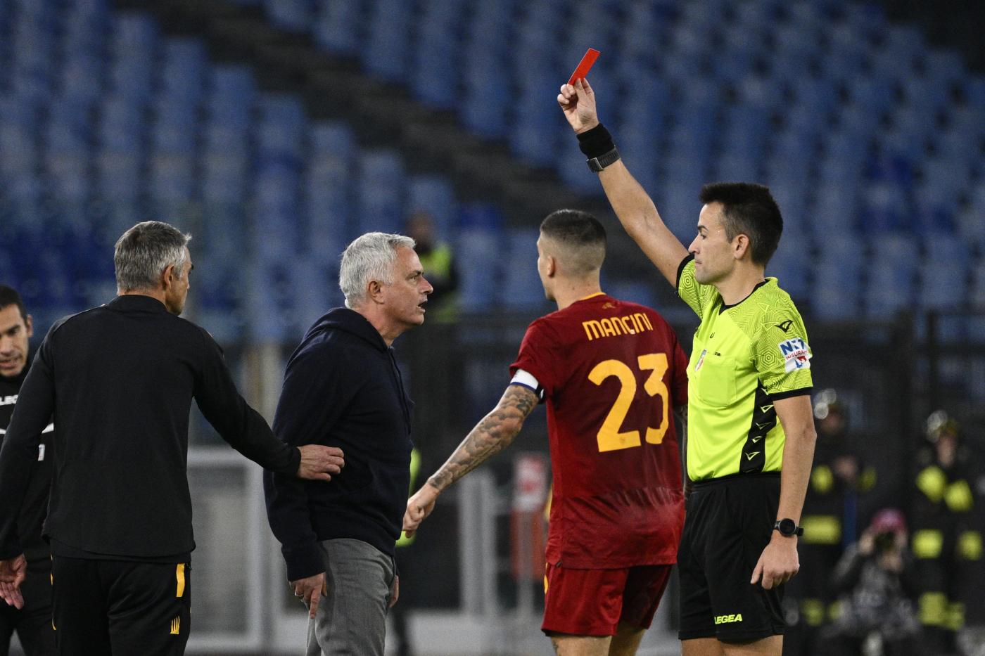 Mourinho, due turni dal giudice sportivo