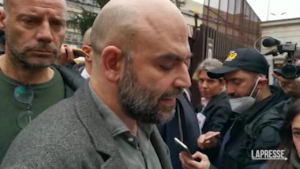 Migranti, Saviano: “Dinanzi ai morti non potevo stare zitto”